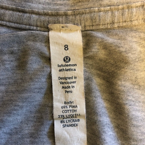 Lululemon Flouncy Heathered Grey Tee,Size-8 - Picture 5 of 7